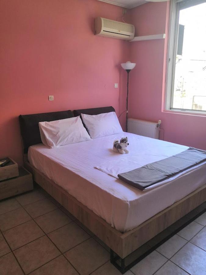 Beautiful And Cozy Appartment In Dafnh, Athens Luaran gambar